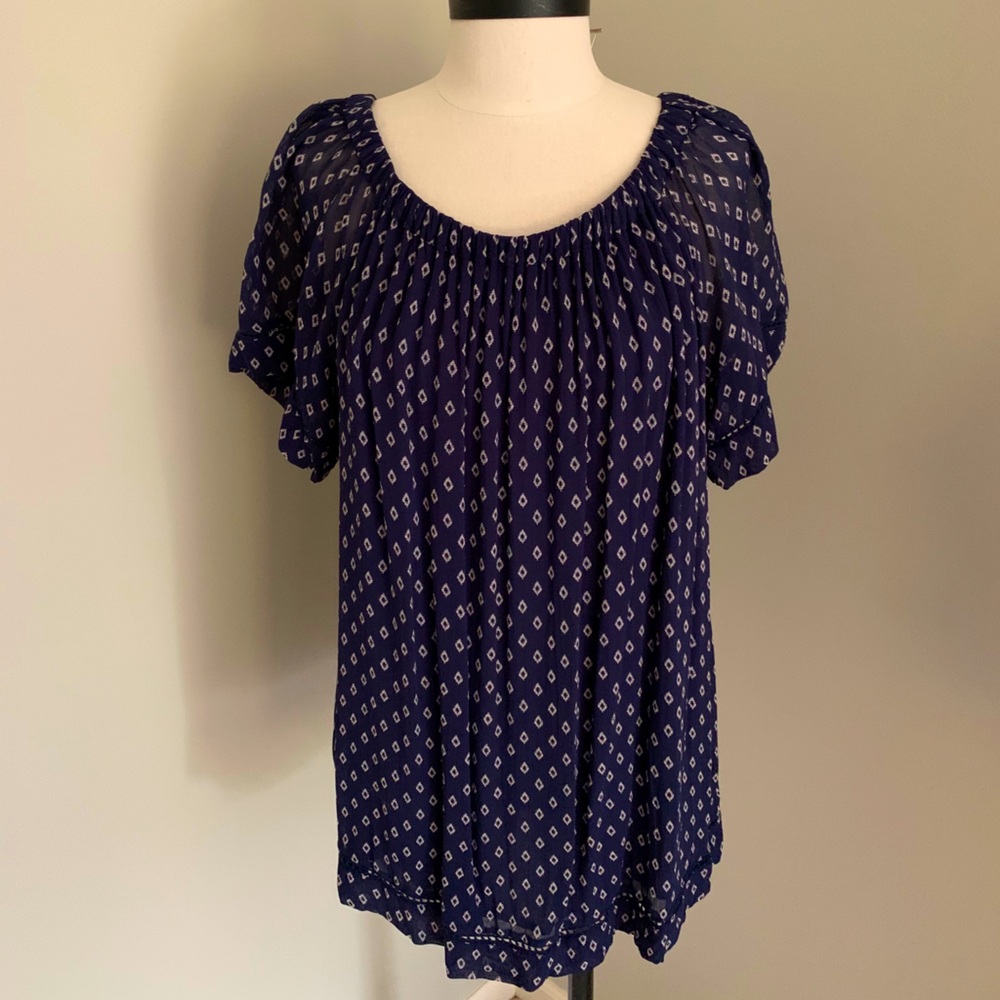 Navy silky short sleeve top